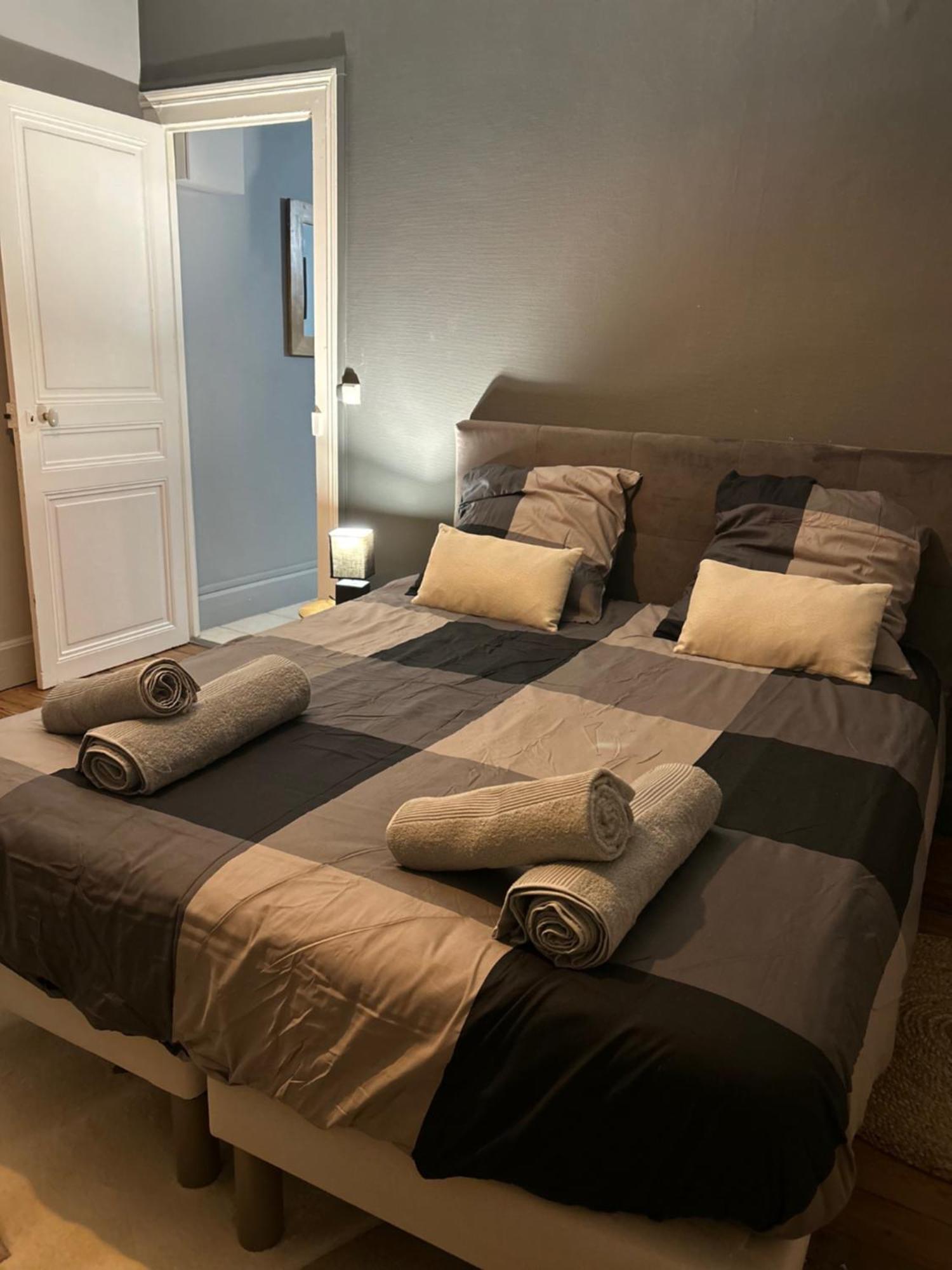 Apartament Atelier Voyageur Chartres Zewnętrze zdjęcie